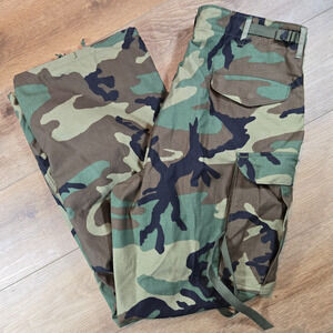 Gibraltar PR Men’s Medium Cold Weather Army Pants Woodland Camo Class 2 Trousers